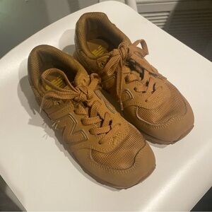 New Balance 574 Brown Leather Sneakers Youth 13 EUC
